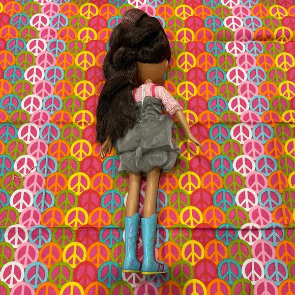 Moxie Girlz Sophina Stamp "N" Style 11" Doll Dressed as Shown - Picture 3 of 8